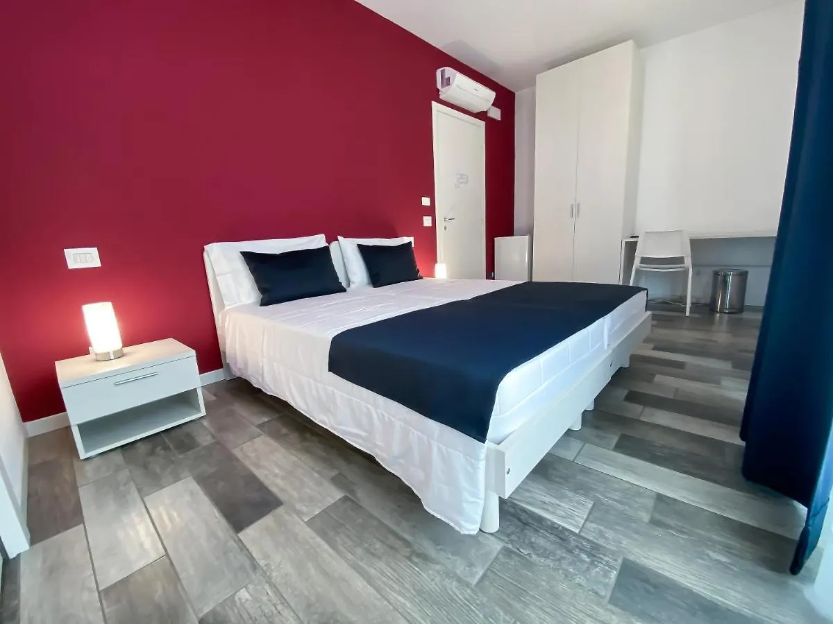 Bonne Nuit Guest House Azzano San Paolo Italy
