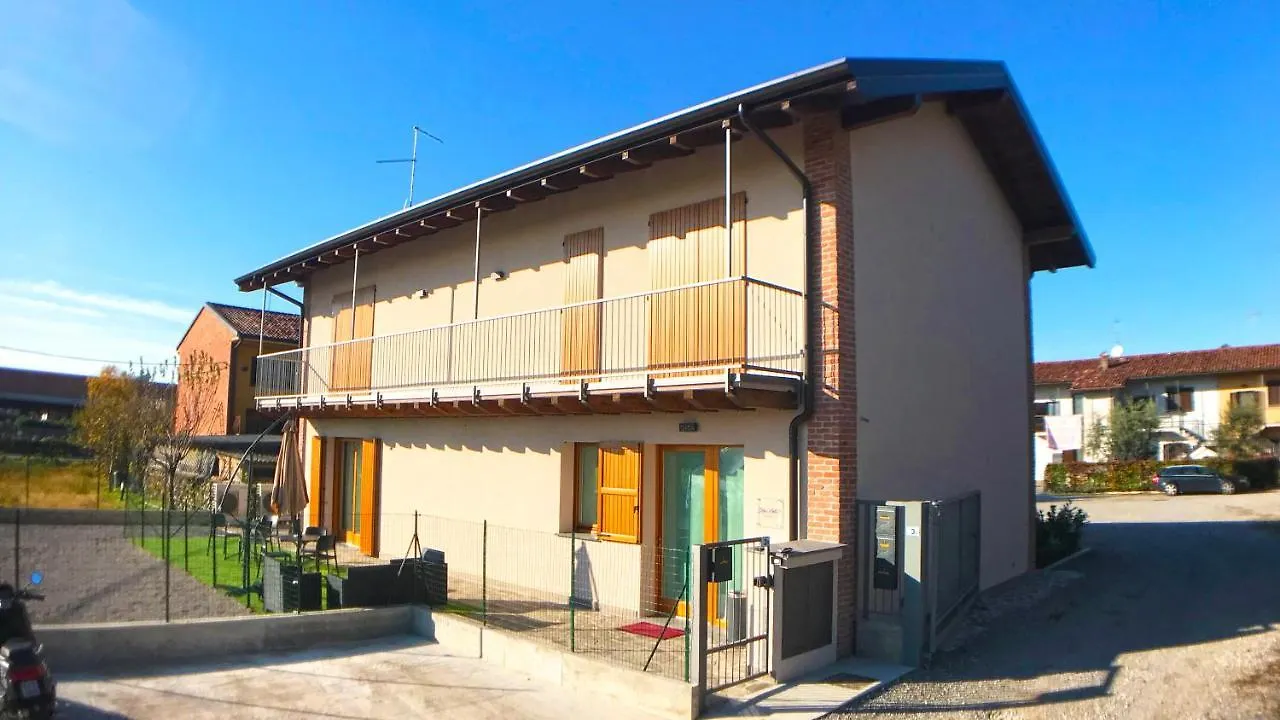 *** Bed & Breakfast Bonne Nuit Guest House Azzano San Paolo Italy